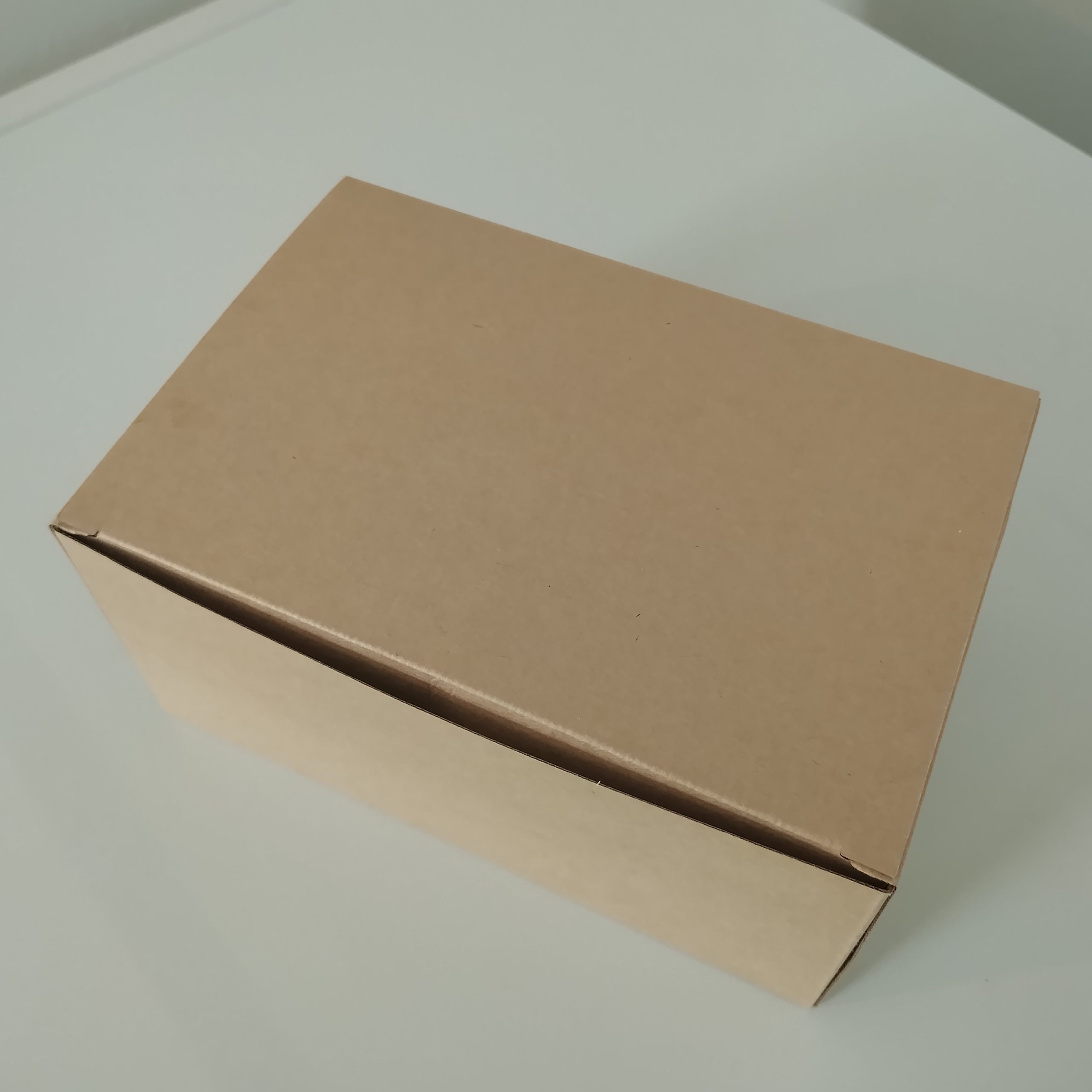 【店頭受取|冷凍】ビクトリアケーキ(ハーフ・箱代込) - 画像 (3)